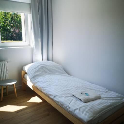 Komfortowe Pokoje W Gdansku W Poblizu Jeziora I Lasu Exterior photo
